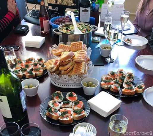 С международным женским днем!