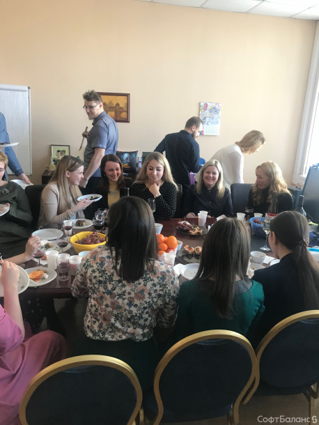 С международным женским днем!