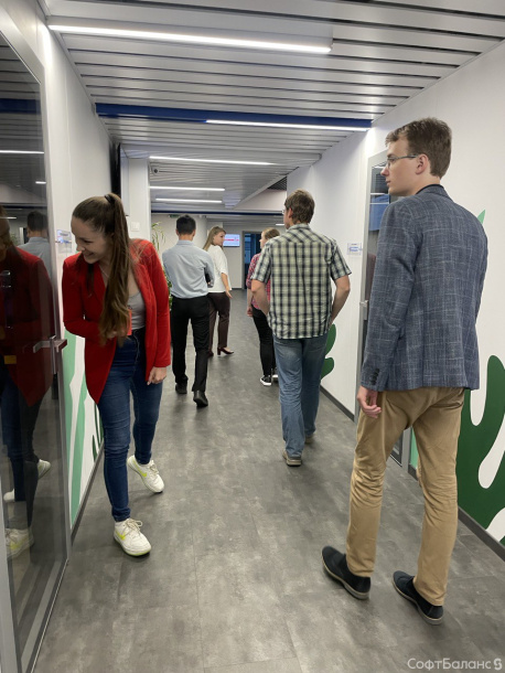 В июне мы анонсировали проект по обучению молодых специалистов разработке на 1С 