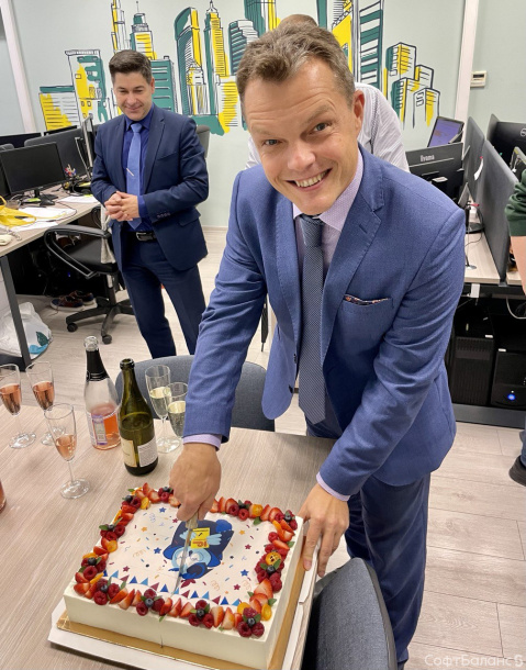 Дорогие учителя, с праздником!