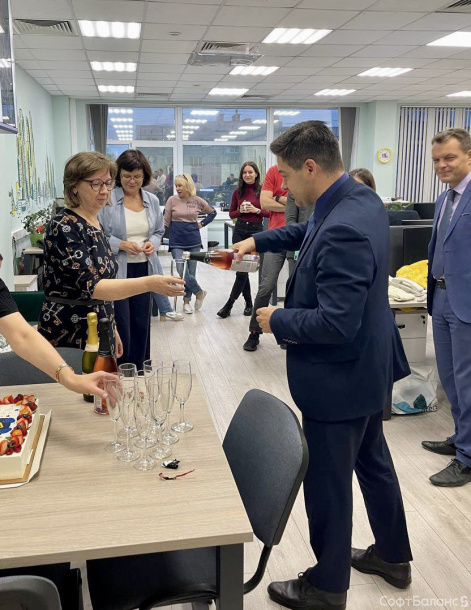 Дорогие учителя, с праздником!