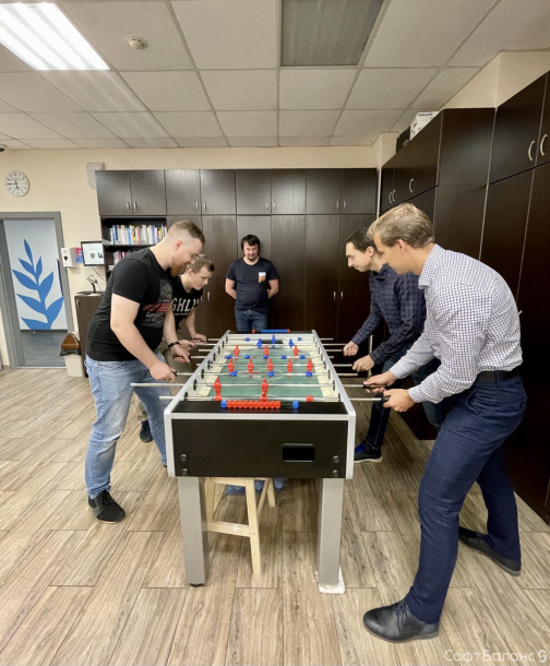 Провели турнир по кикеру