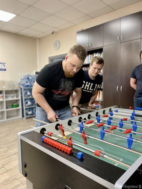 Провели турнир по кикеру