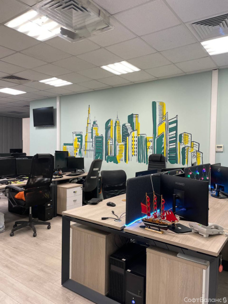 Внутри офиса