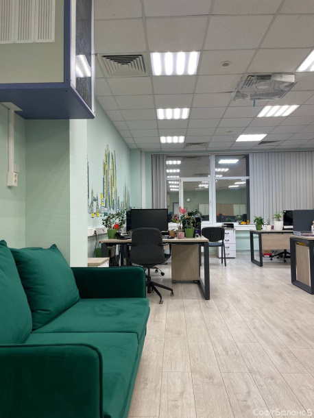 Внутри офиса