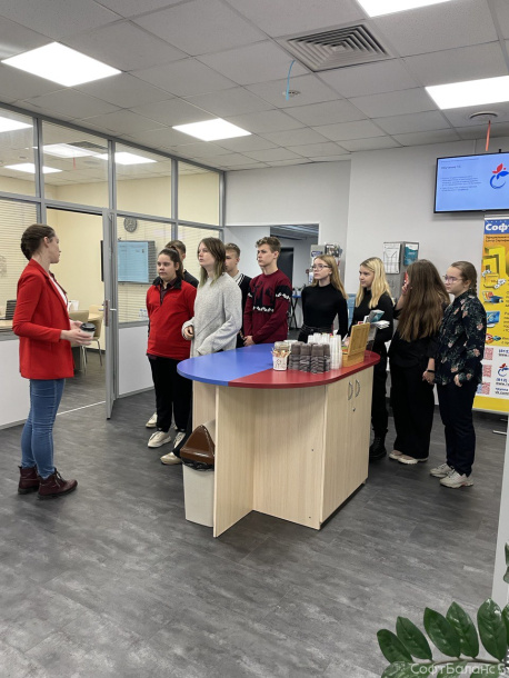 У нас в гостях были школьники из Бестужевской гимназии №159. 