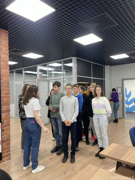 У нас в гостях были школьники из Бестужевской гимназии №159. 