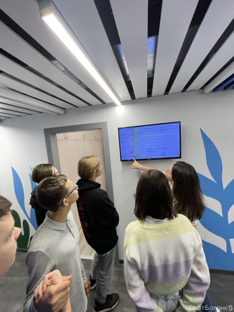 У нас в гостях были школьники из Бестужевской гимназии №159. 