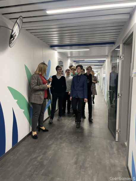 У нас в гостях были школьники из Бестужевской гимназии №159. 