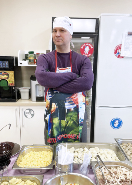 Поздравление девушек СофтБаланс