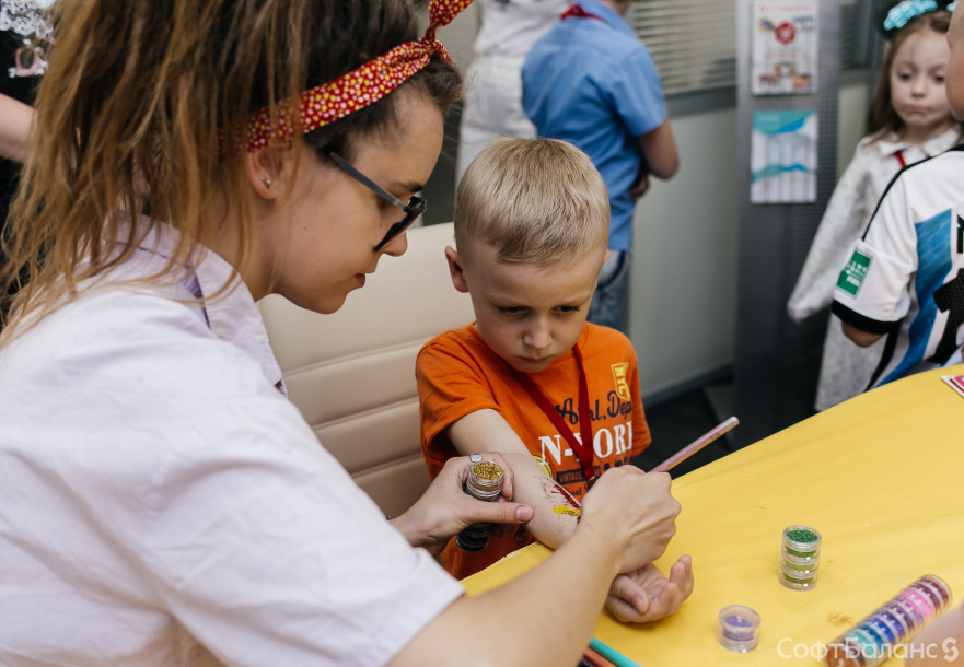 Детский праздник в офисе