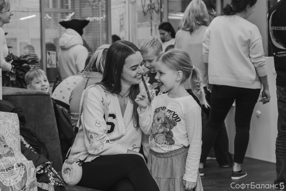 Детский новый год в СофтБаланс