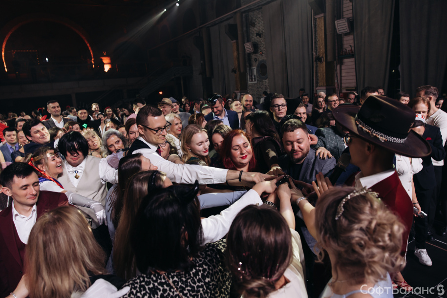 32 года в мире сказок: как мы отпраздновали день рождения компании