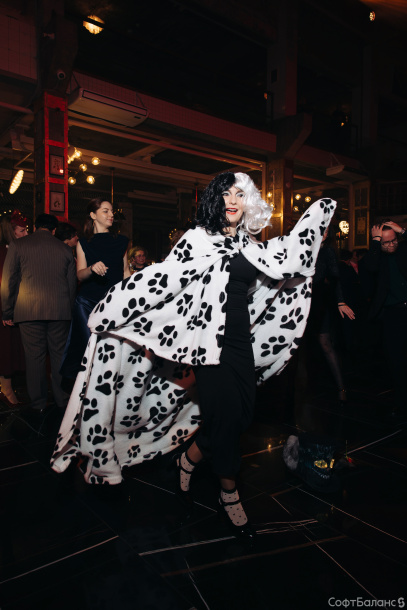 32 года в мире сказок: как мы отпраздновали день рождения компании