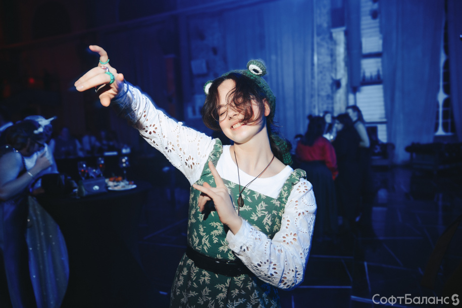 32 года в мире сказок: как мы отпраздновали день рождения компании