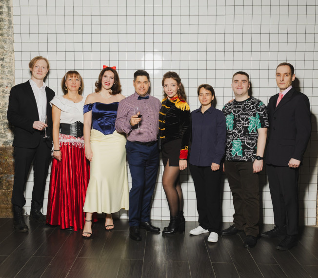 Расскажите, пожалуйста, о вашем отделе